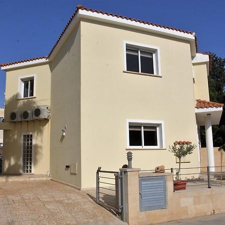 Villa Christina Paphos ภายนอก รูปภาพ