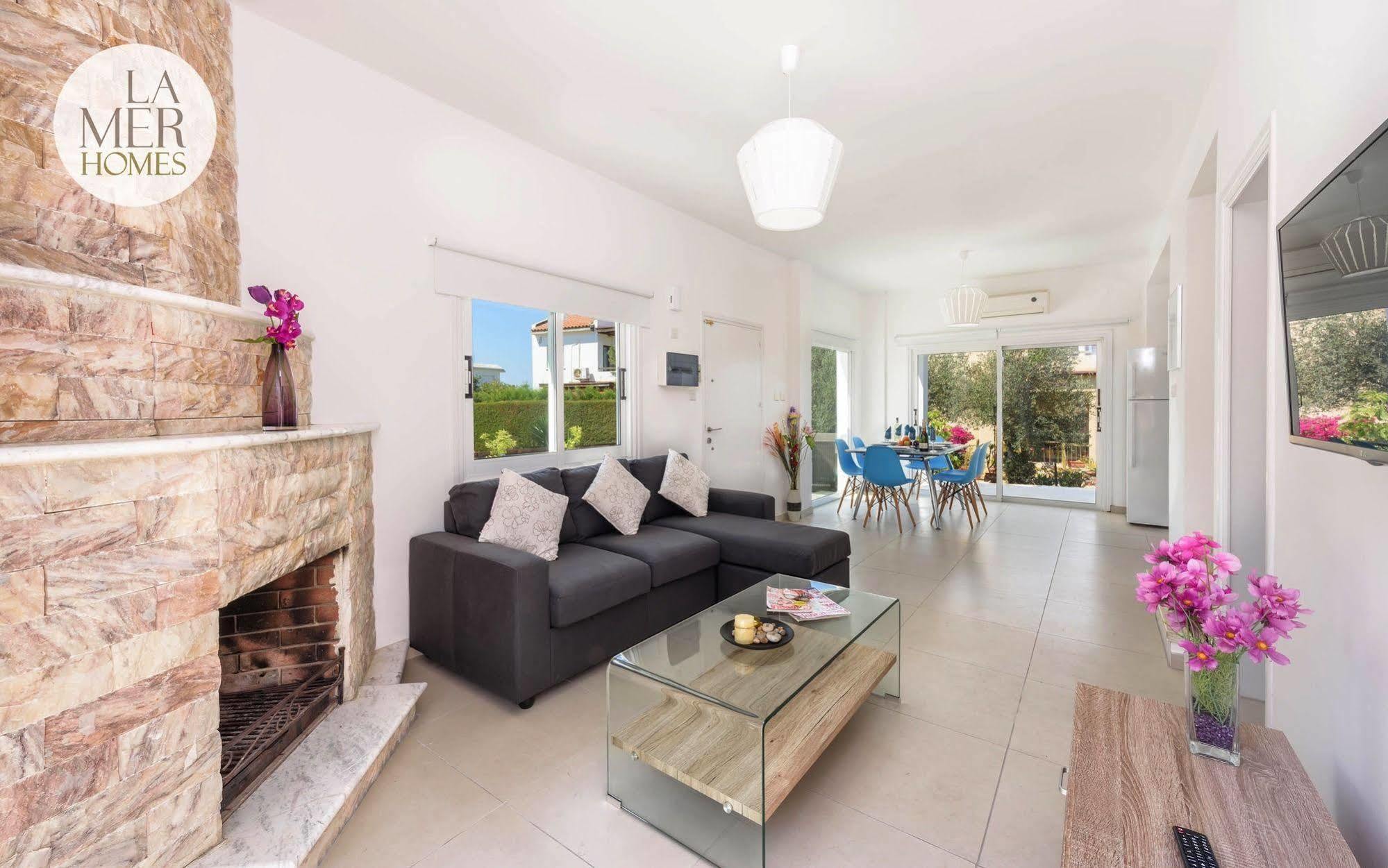 Villa Christina Paphos ภายนอก รูปภาพ